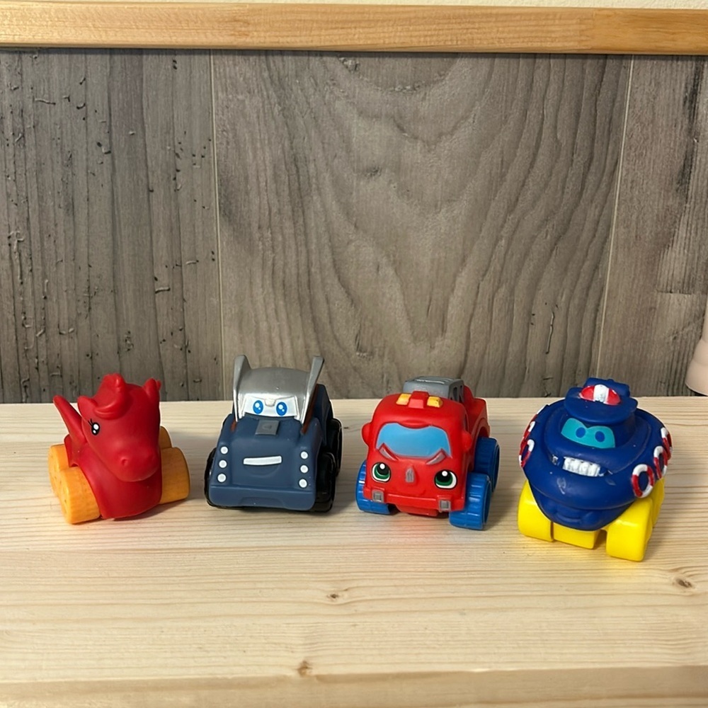 🔥🔥SPARK CREATE IMAGINE Toddler 2" Car Play Set 4x véhicule